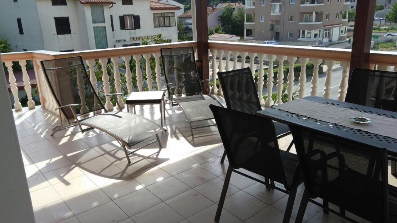 Apartment Summer 1 พูลา ภายนอก รูปภาพ